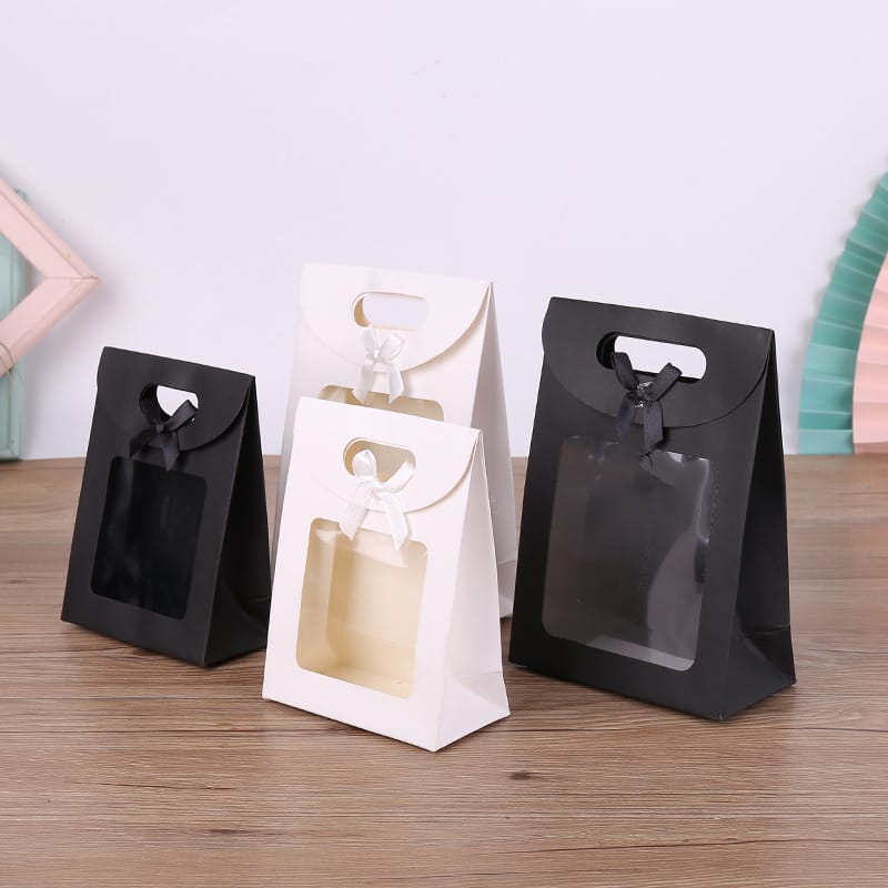 שקיות נייר עם חלון