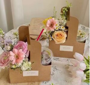 מארז קרטון לקפה מאפה/פרחים |22.5x17.5x8cm