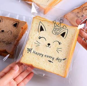 שקיות צלופן קטנות מצויירות ללחם מאפים וקרקרים