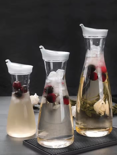 קנקני פלסטיק לשתייה