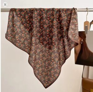 בנדנות בהדפסים פרחוניים |70*70 ס״מ